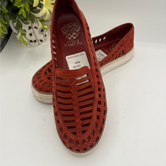 Vince Camino Rust Slip Ons Size 8.5 - Picture 2 of 6